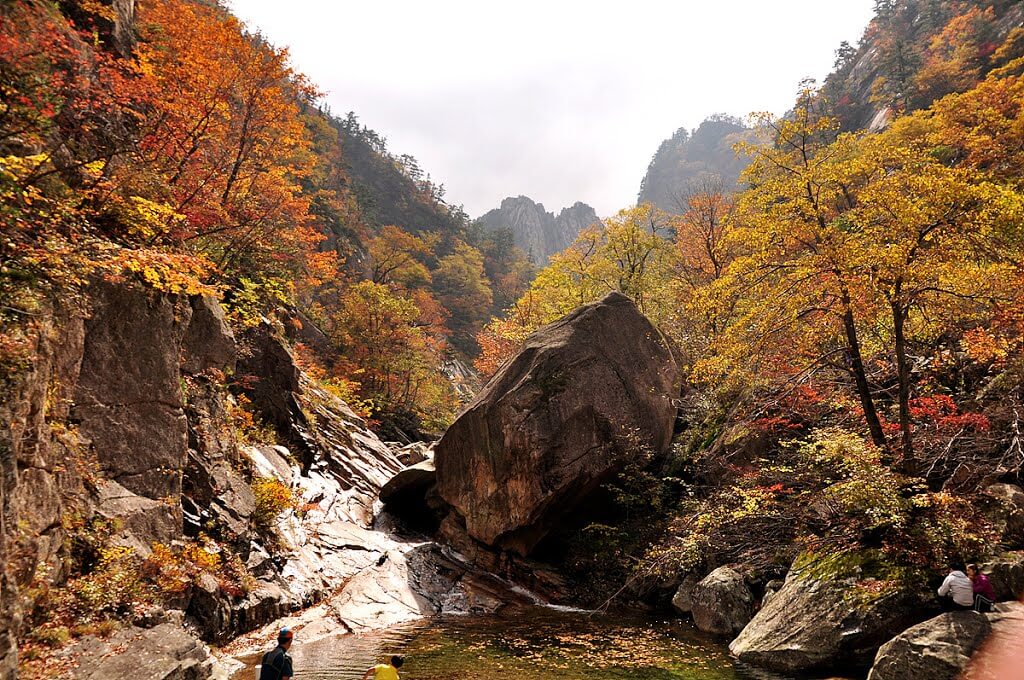 thung lũng Seoraksan.jpg