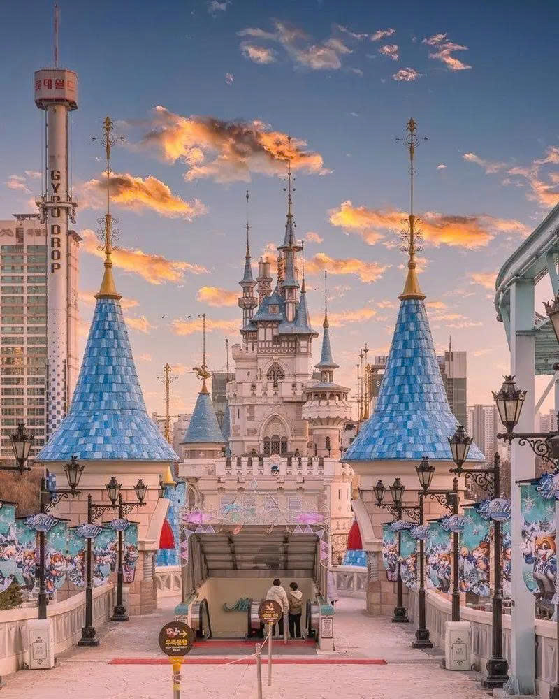Magic Land lotte world.jpg