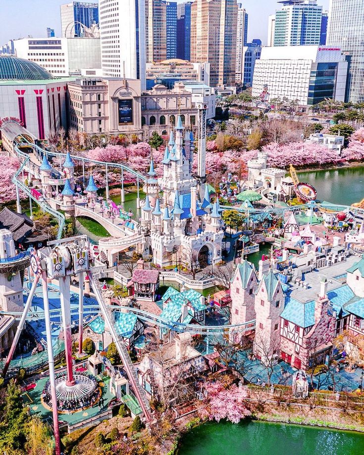 Lotte World Seoul H&agrave;n Quốc.jpeg