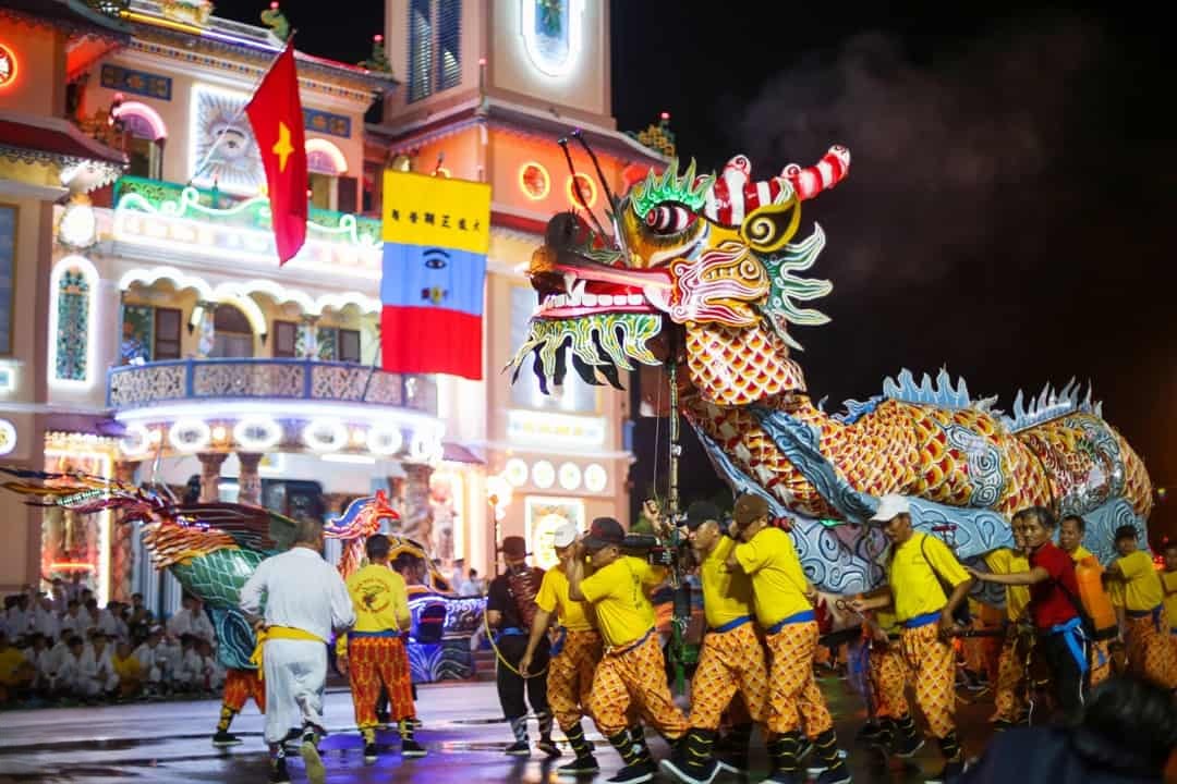 le-hoi-toa-thanh-tay-ninh.jpg