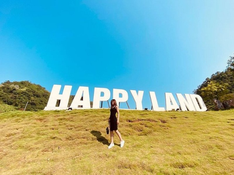 happy-land-moc-chau.jpg