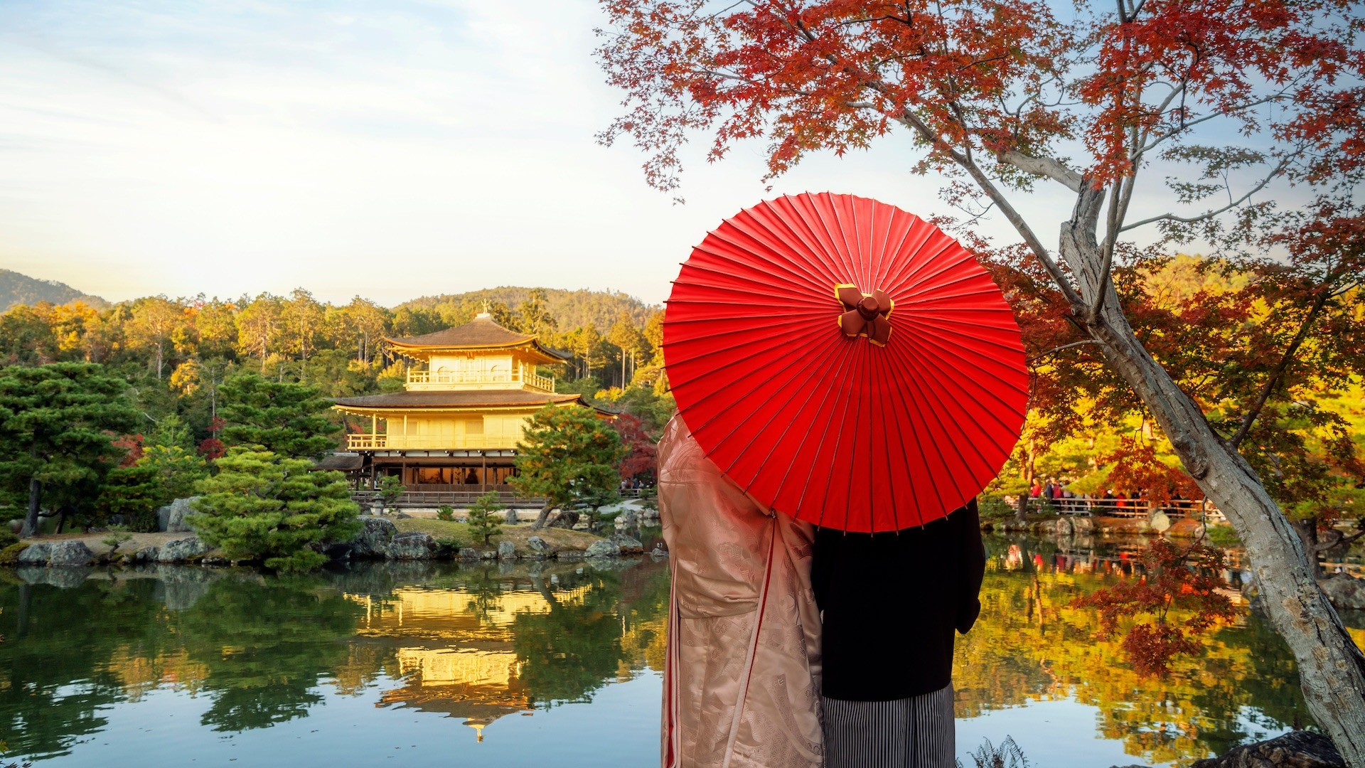 Kinkakuji-temple-Kyoto-Japan.jpg