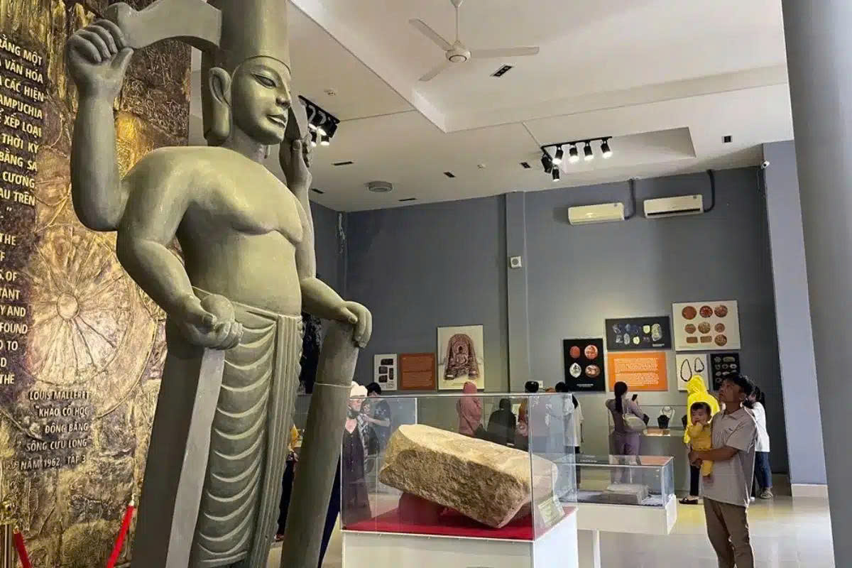 Bảo tàng An Giang.jpg