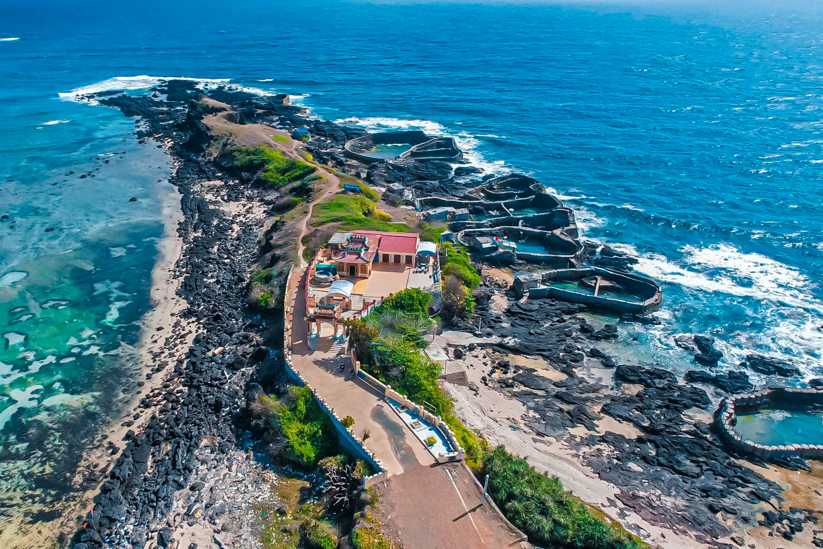 đảo ph&uacute; qu&yacute;.jpeg