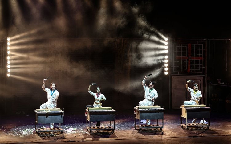 Nh&agrave; h&aacute;t NANTA.jpg