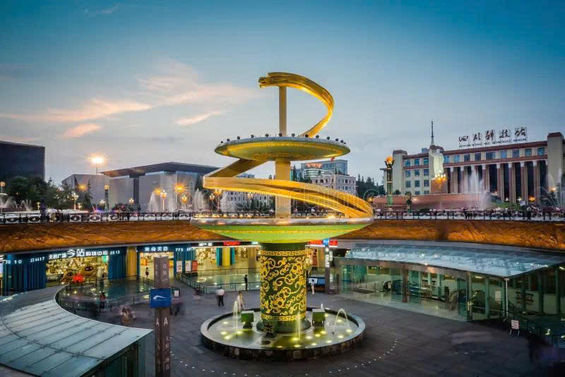 Quảng trường Thiên Phủ.jpg