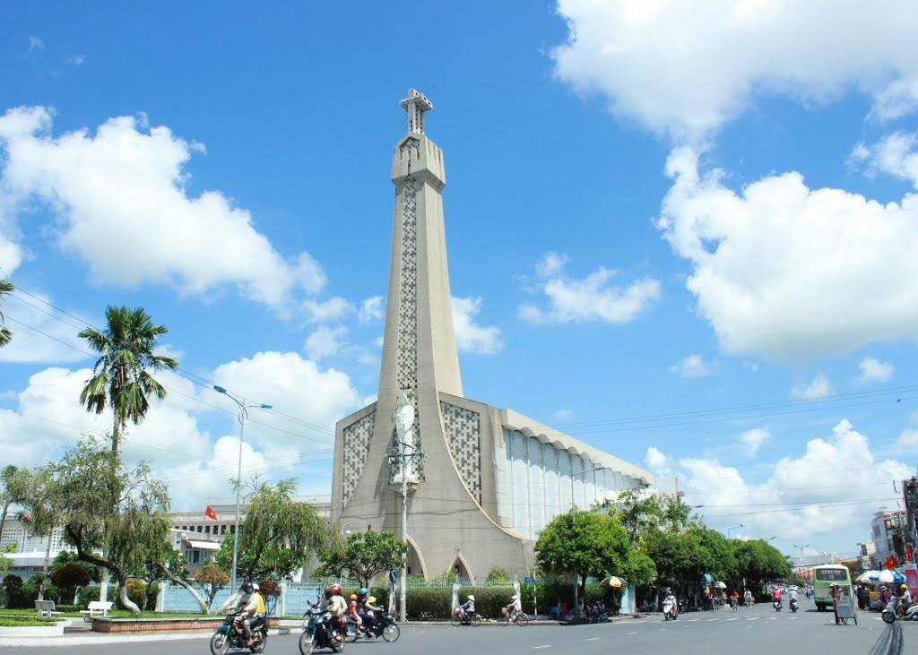 chinh toa long xuyen.jpg