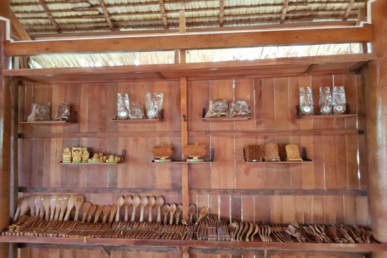 nha-dua-coco-home-homestay.jpg