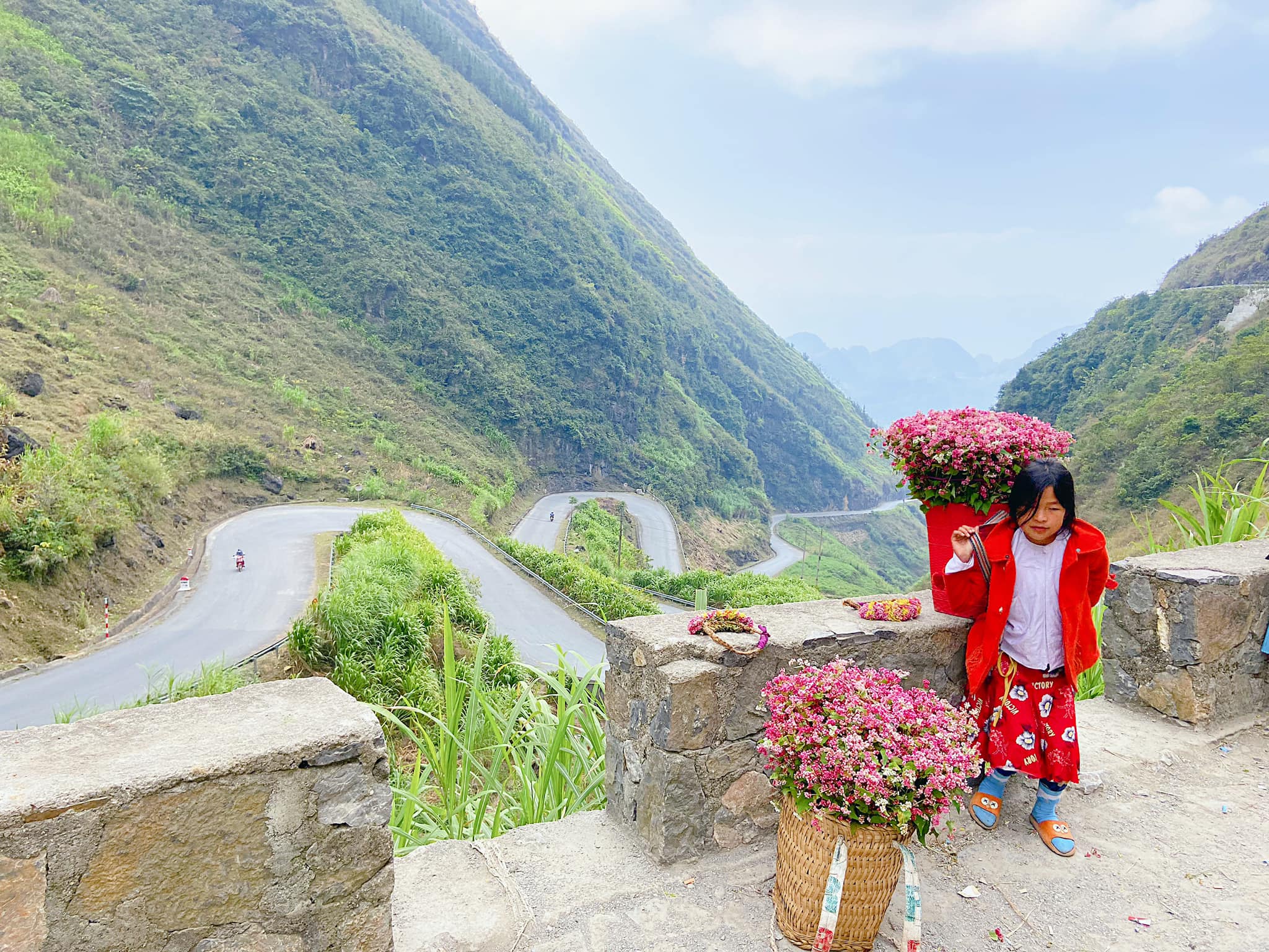 Tour Miền Bắc 4 ngày 3 đêm: Hà Nội - Văn Miếu Quốc Tử Giám - Hà Giang - Đồng Văn - Mã Pí Lèng - Sông Nho Quế - Cột Cờ Lũng Cú