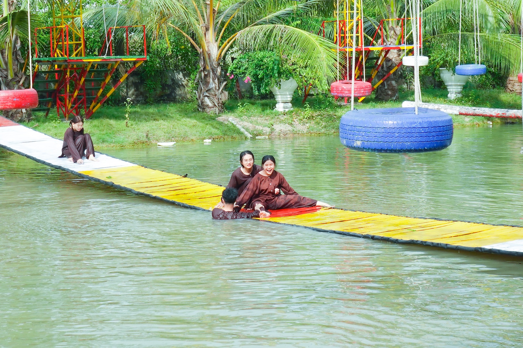 khu du lich Huynh Kha Tr&agrave; Vinh.jpg