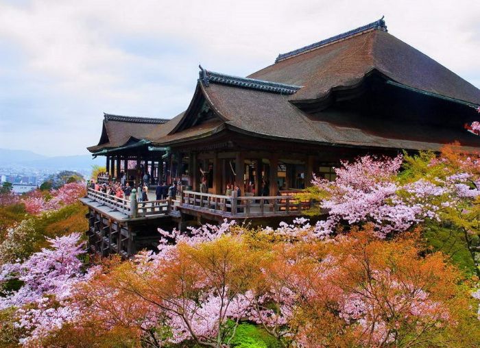 Chùa Kiyomizu Dera.jpg