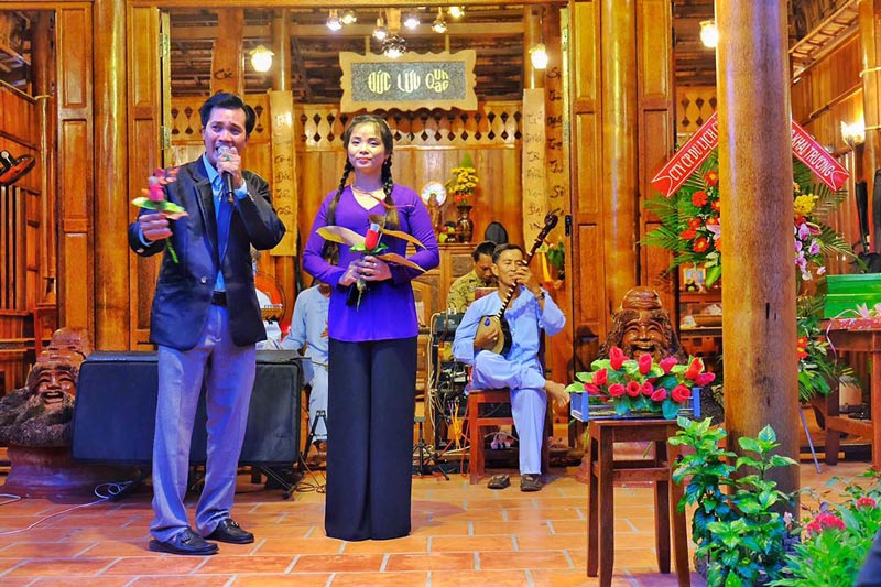 nha-dua-cocohome-vinh-long-don-ca-tai-tu.jpg